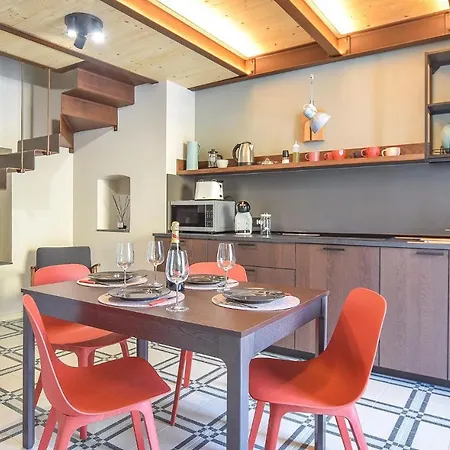1 Bedroom Cozy In *